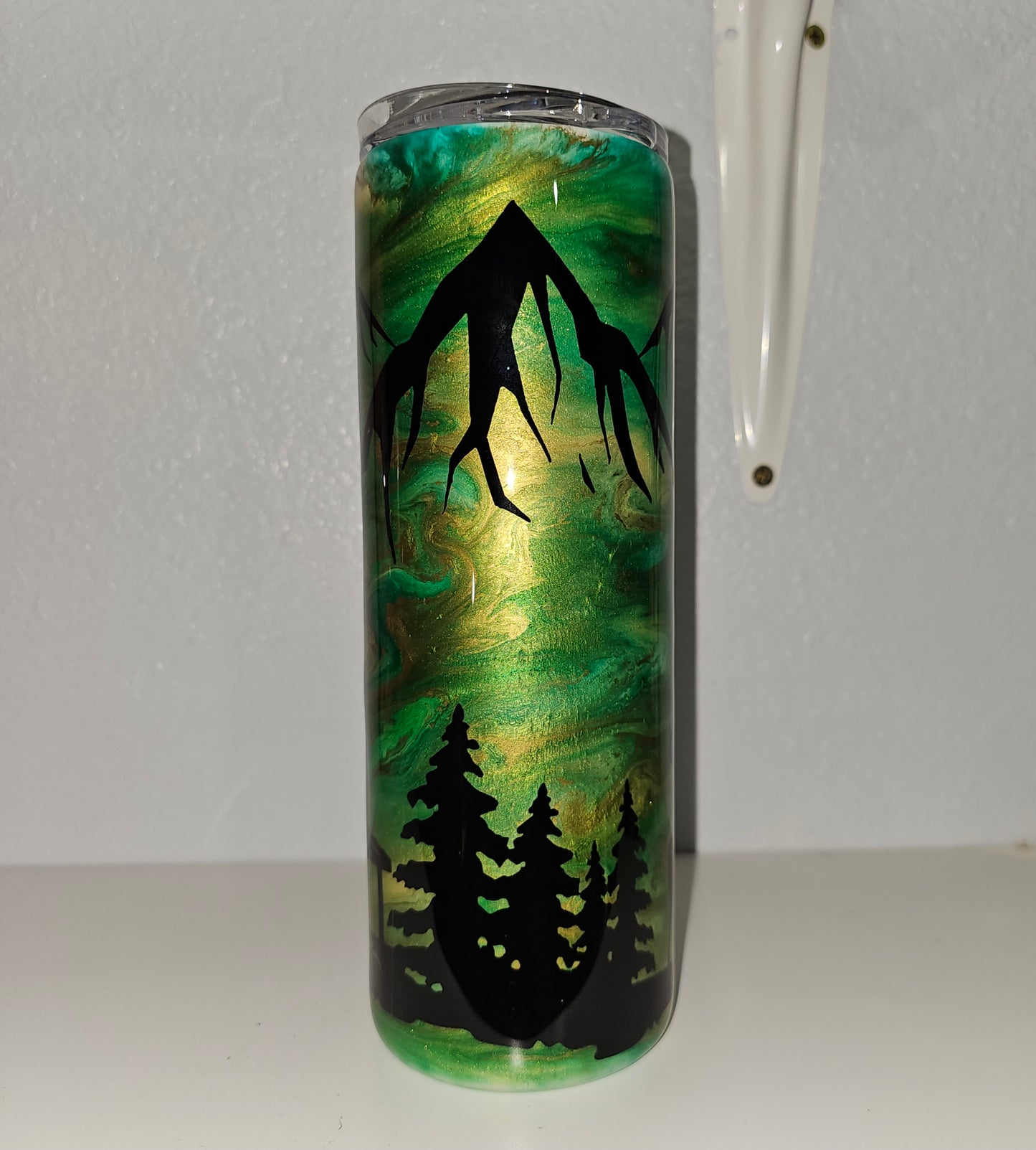 20 oz skinny Green Woods Tumbler